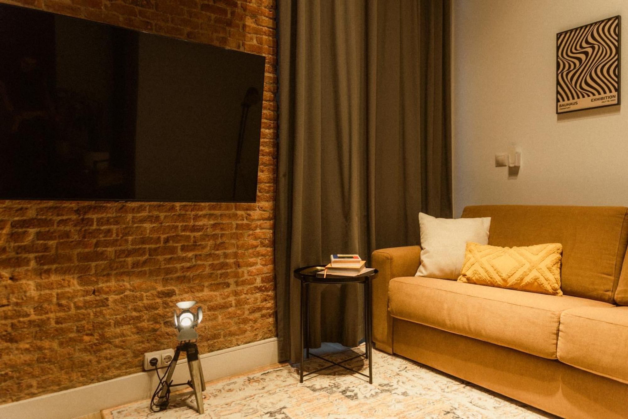 Unique Nyc Style Loft In The Heart Of Madrid — Photos 3